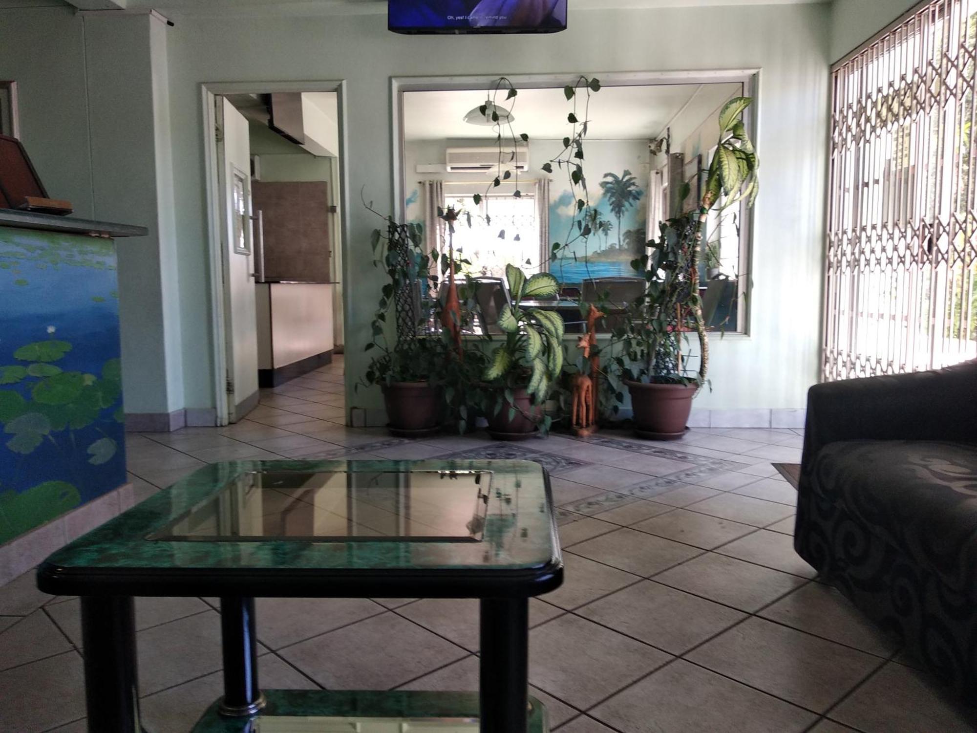 Brackendene Lodge Gaborone Ngoại thất bức ảnh